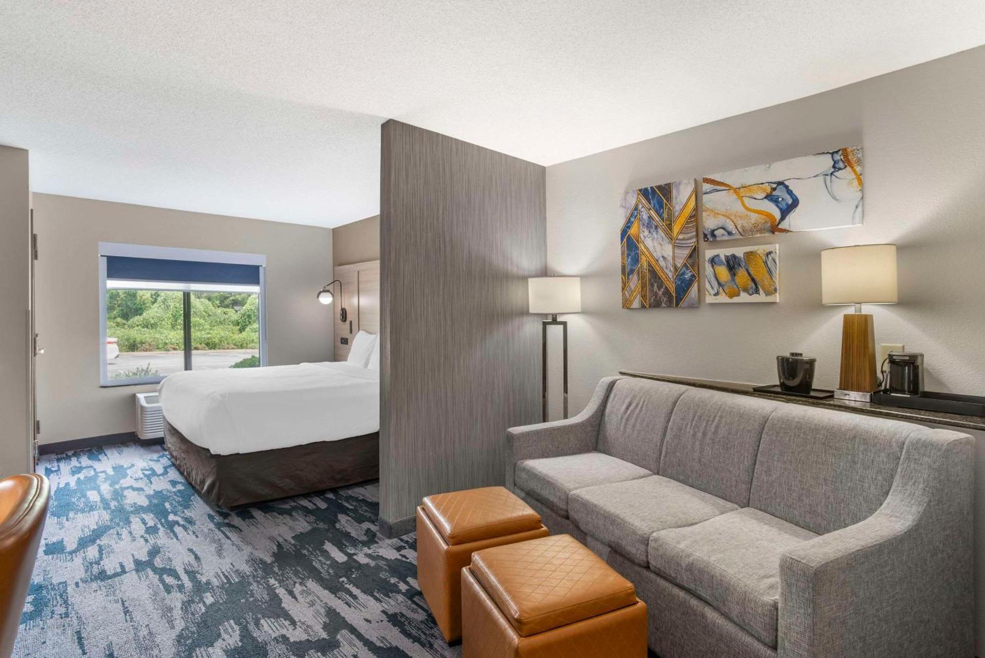Comfort Suites At Westgate Mall Spartanburg Exterior photo